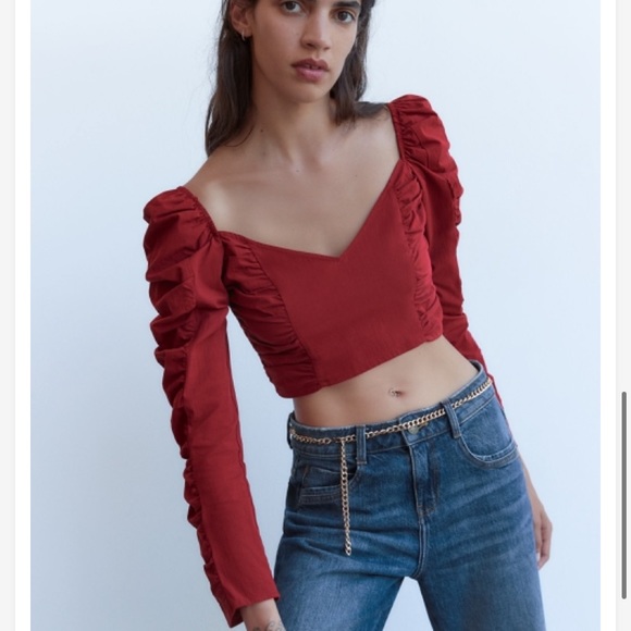 Zara Tops - Zara women’s Burgundy rushed crop top blouse